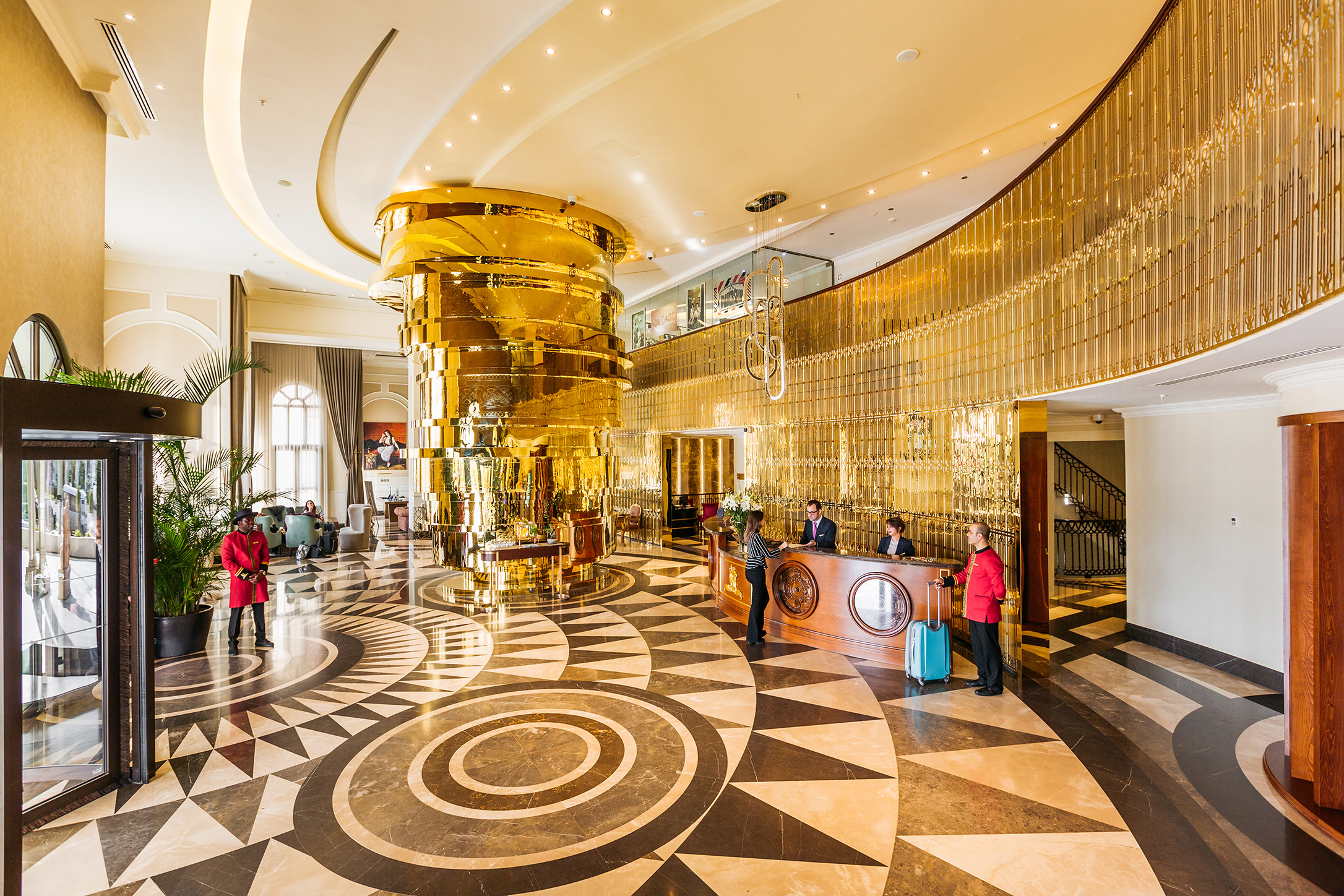 Lord's Palace Hotel & SPA 